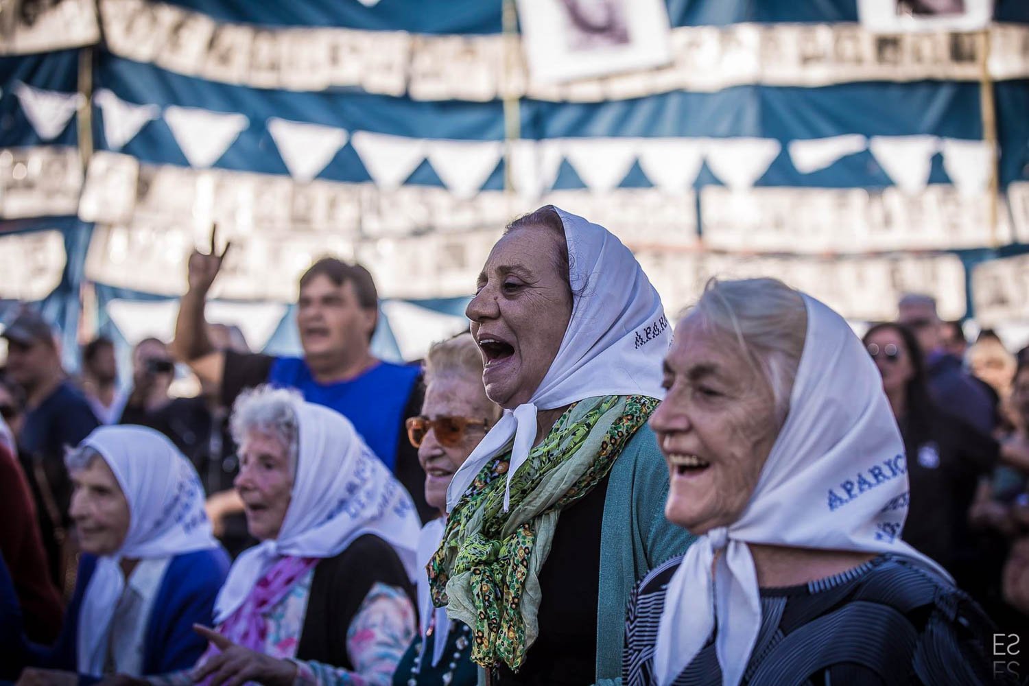 Fotografía de Estanislao Santos: Las madres siguen marchando