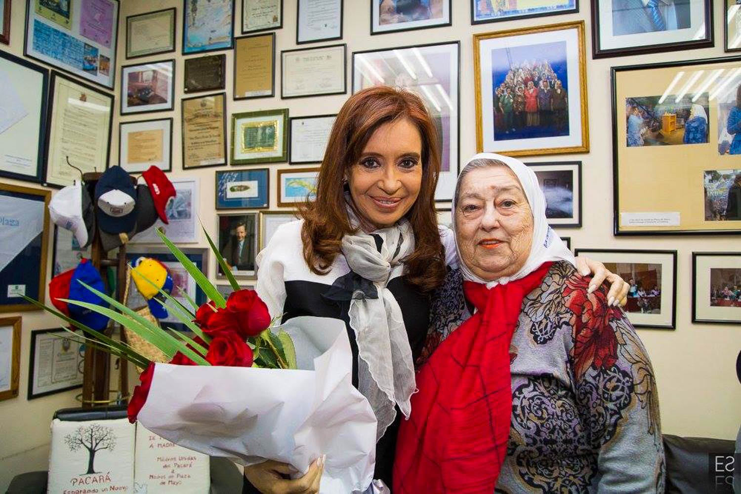 Fotografía de Estanislao Santos: Las madres siguen marchando